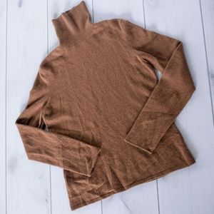 Bloomingdale's 100% Cashmere Turtleneck Sweater L